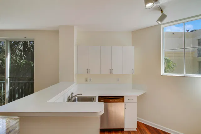 Courtyards in Cityplace Unit 405 photo 5