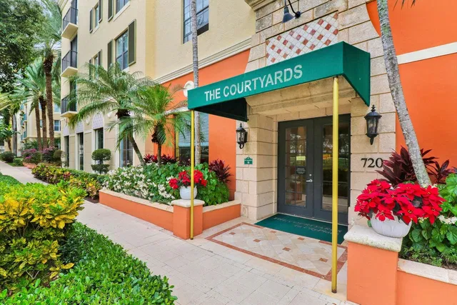 Courtyards in Cityplace Unit 405 photo 31