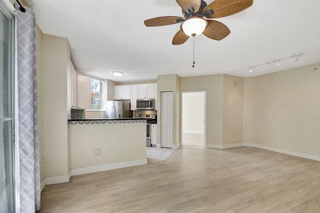 Courtyards in Cityplace Unit 205 photo 6