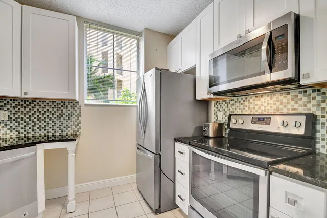 Courtyards in Cityplace Unit 205 photo 7
