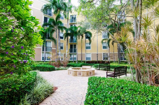 Courtyards in Cityplace Unit 205 photo 20