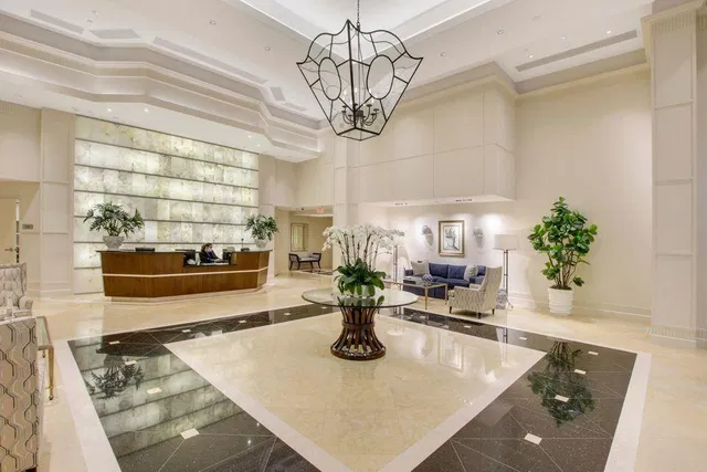 One City Plaza Unit 1602 photo 2