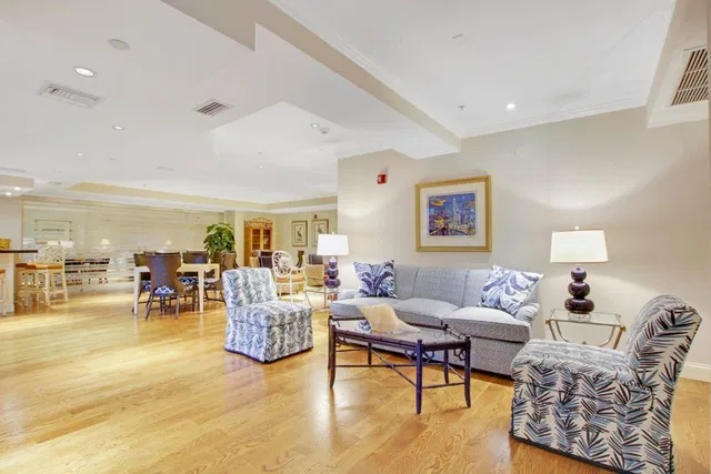 One City Plaza Unit 1602 photo 6