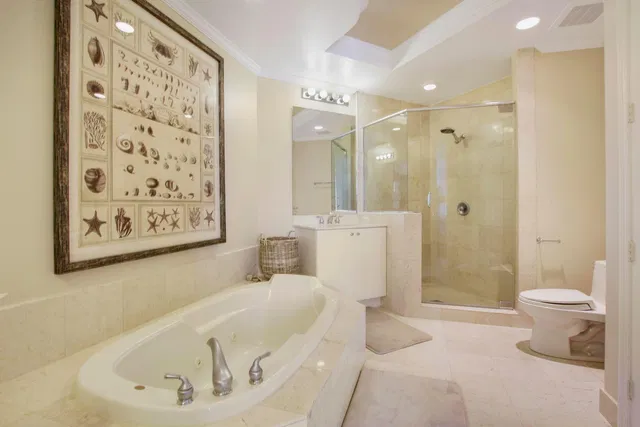 One City Plaza Unit 1602 photo 35