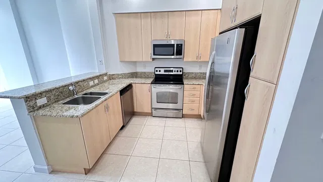 One City Plaza Unit 204 photo 20