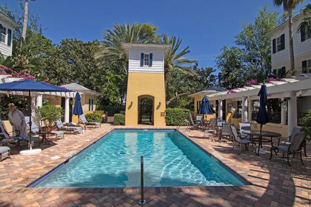 Magnolia Court Residence photo 18