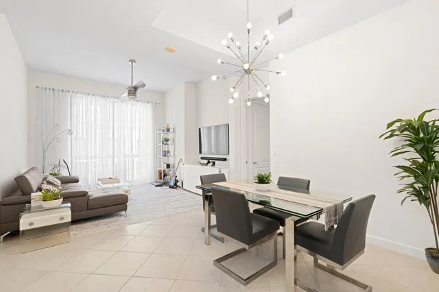 One City Plaza Unit 1621 photo 5