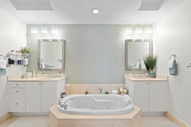One City Plaza Unit 1621 photo 16