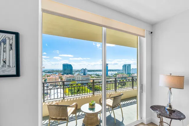 CityPlace South Tower Unit 1817 photo 10