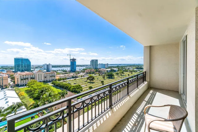 CityPlace South Tower Unit 1817 photo 18