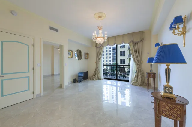One City Plaza Unit 1027, 801 S Olive Avenue, West Palm Beach, exterior