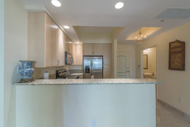 One City Plaza Unit 1027 photo 8
