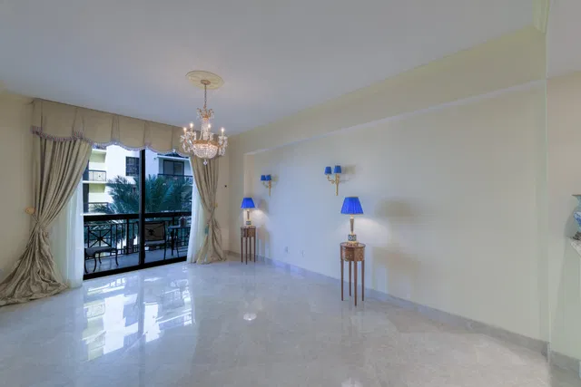 One City Plaza Unit 1027 photo 10