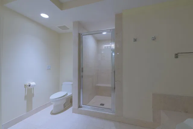 One City Plaza Unit 1027 photo 16