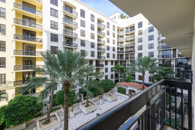 One City Plaza Unit 1027 photo 19