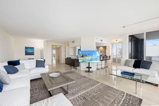 The Plaza of The Palm Beaches Unit 23a photo 4