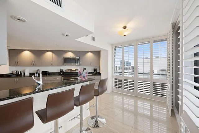 The Plaza of The Palm Beaches Unit 23a photo 12