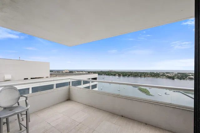The Plaza of The Palm Beaches Unit 23a photo 14