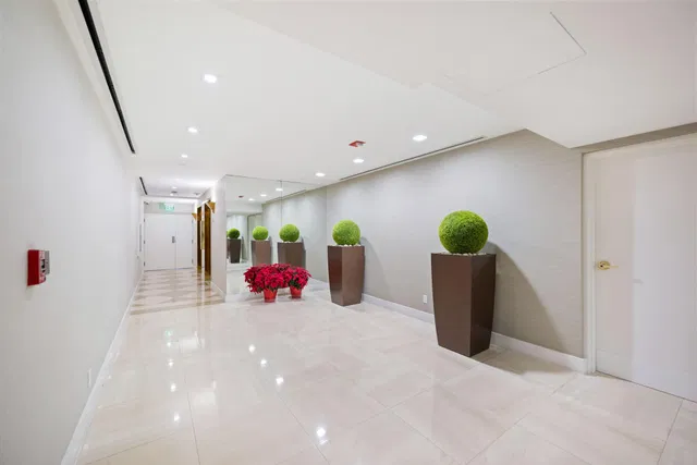 The Plaza of The Palm Beaches Unit 23a photo 27