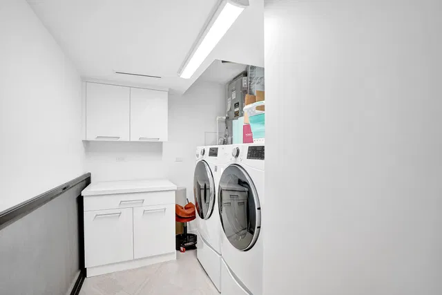 Trianon Unit 1006 photo 26