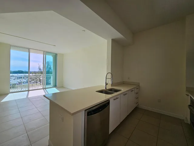 City Palms Unit 531, 480 Hibiscus Street, West Palm Beach, exterior