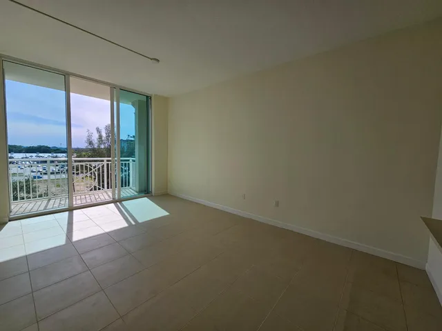 City Palms Unit 531 photo 9