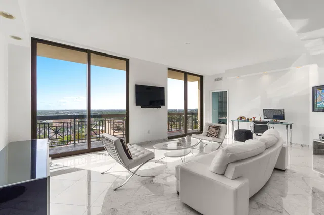 One City Plaza Unit 1203 photo 11