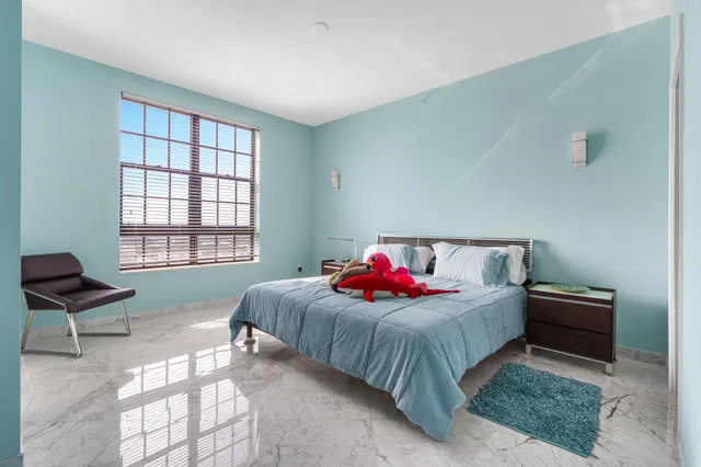 One City Plaza Unit 1203 photo 23