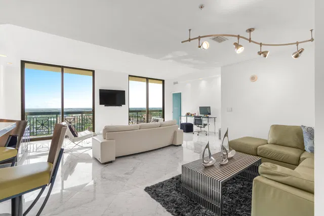 One City Plaza Unit 1203 photo 35