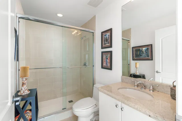One City Plaza Unit 1203 photo 40