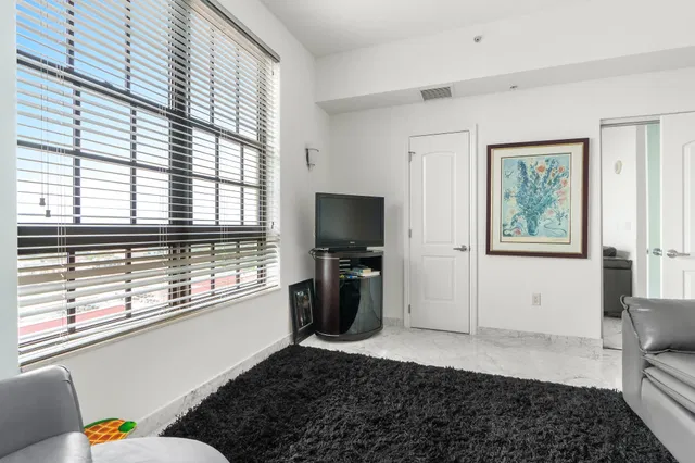 One City Plaza Unit 1203 photo 44