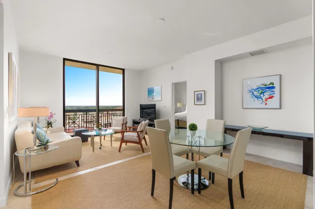 One City Plaza Unit 1002 photo 10