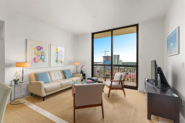 One City Plaza Unit 1002 photo 11