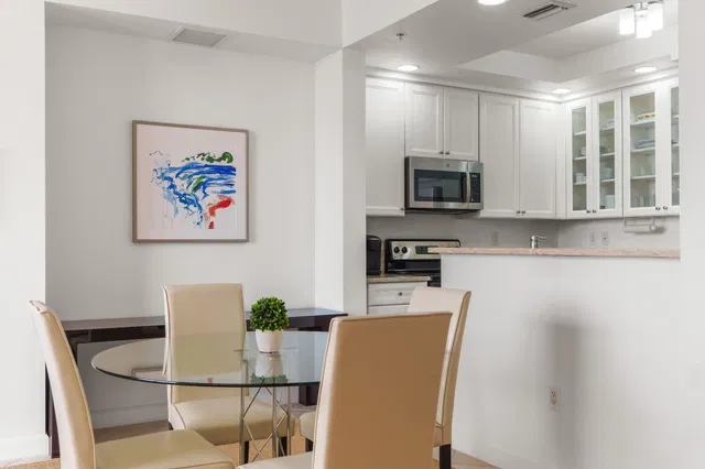 One City Plaza Unit 1002 photo 16