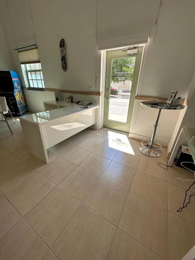610 Clematis Unit 126 photo 12