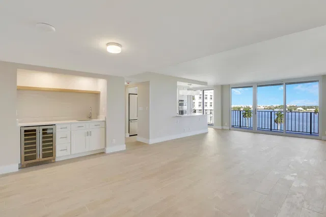 1701 S Flagler Unit 707 photo 13