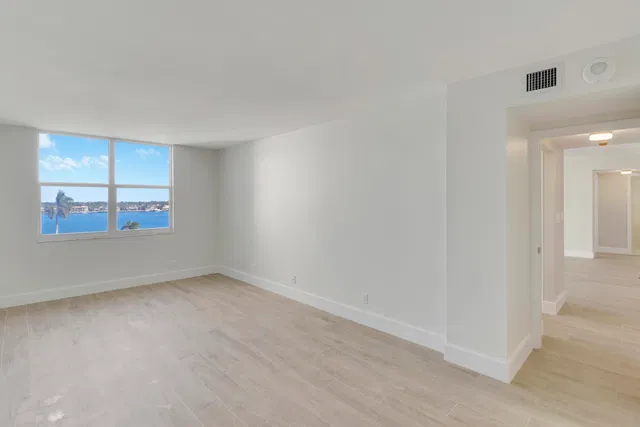1701 S Flagler Unit 707 photo 29