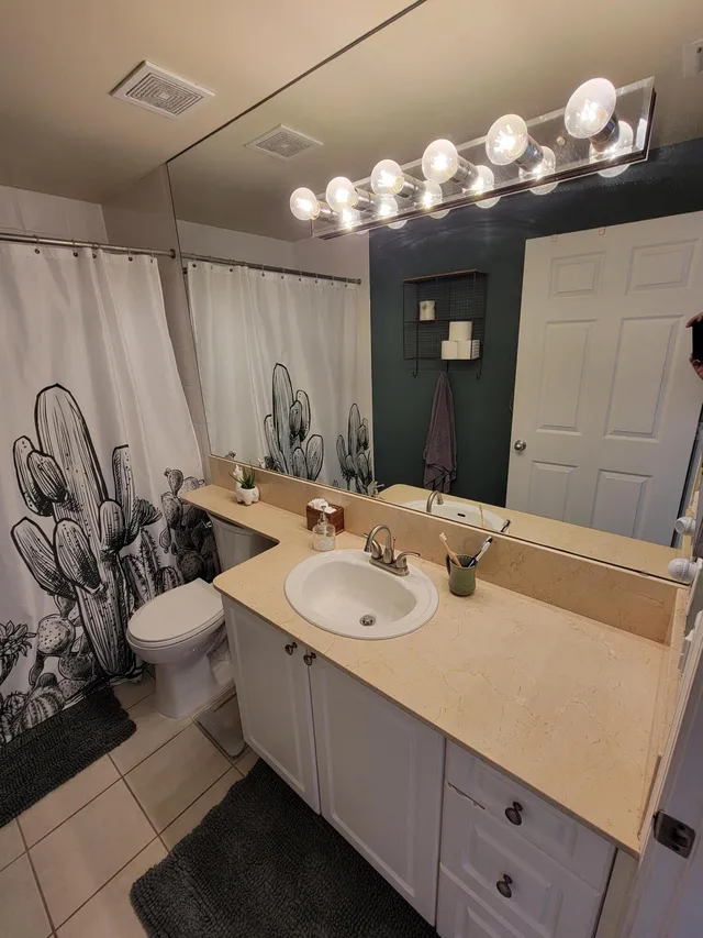 The Tower Condominium at Cityplace Unit 1207 photo 12