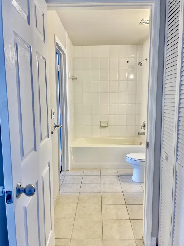 The Montecito Unit 613 photo 10