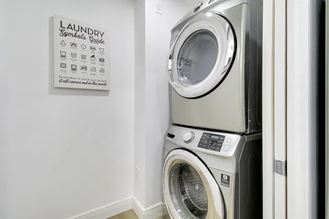 One City Plaza Unit 714 photo 15