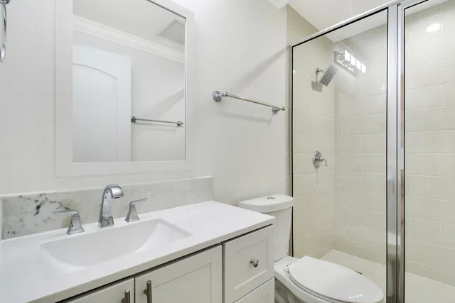 One City Plaza Unit 714 photo 17