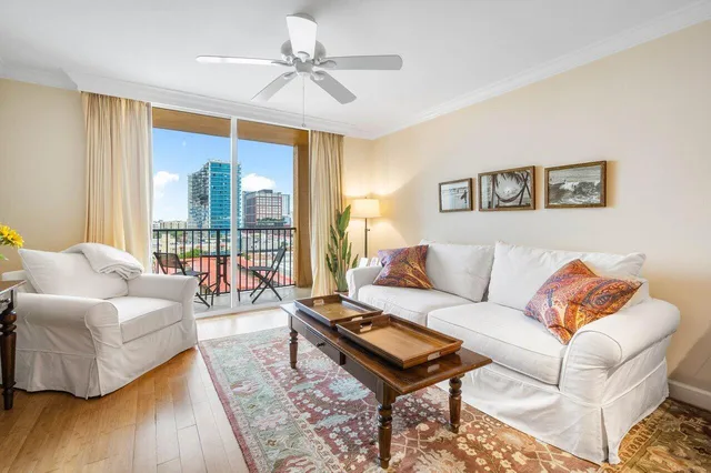The Tower Condominium at Cityplace Unit 908 photo 7