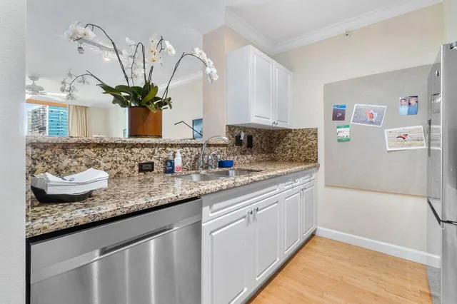 The Tower Condominium at Cityplace Unit 908 photo 11