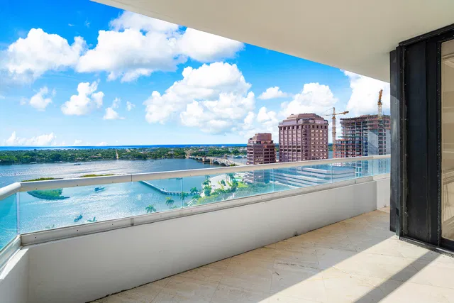 The Plaza of The Palm Beaches Unit 18e photo 3