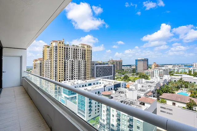 The Plaza of The Palm Beaches Unit 18e photo 8