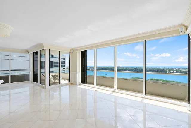 The Plaza of The Palm Beaches Unit 18e photo 9