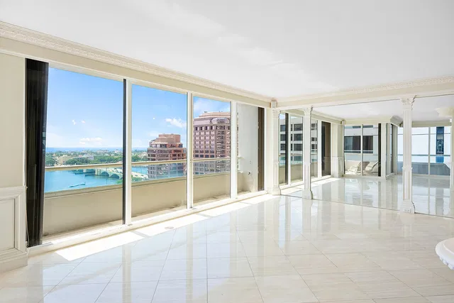 The Plaza of The Palm Beaches Unit 18e photo 11