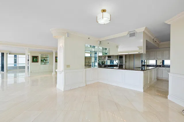 The Plaza of The Palm Beaches Unit 18e photo 14