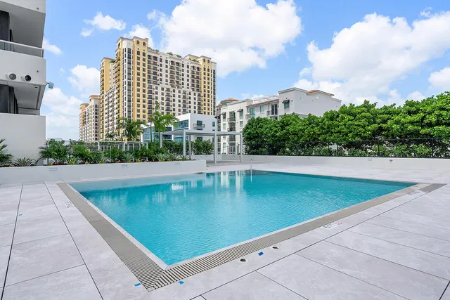 The Plaza of The Palm Beaches Unit 18e photo 37