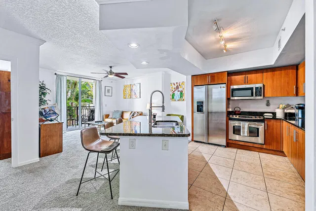 The Prado Unit 630 photo 9